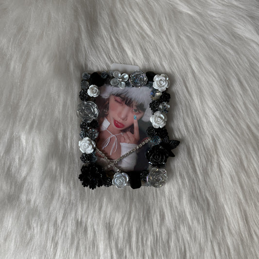 Black and White Decoden Toploader