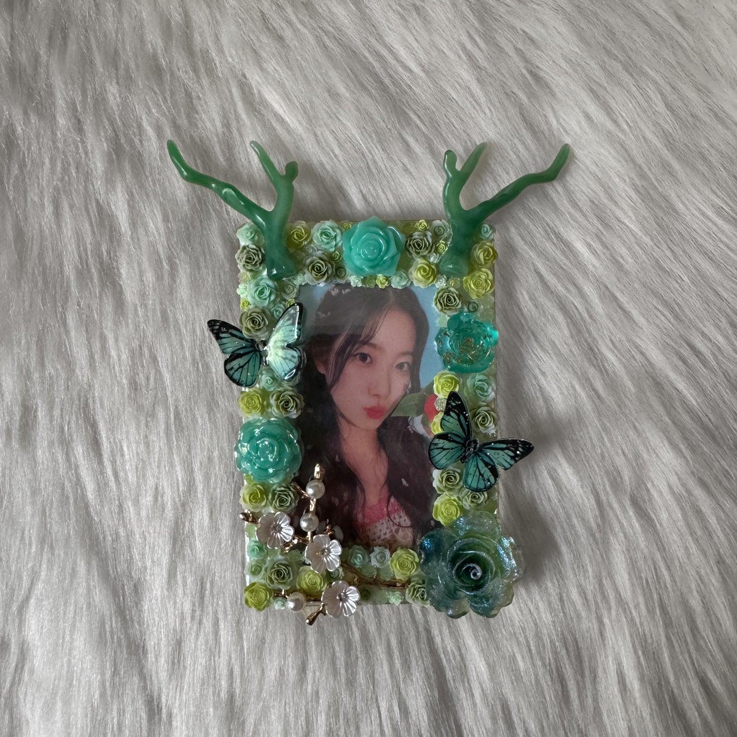 Green with Antlers Decoden Toploader
