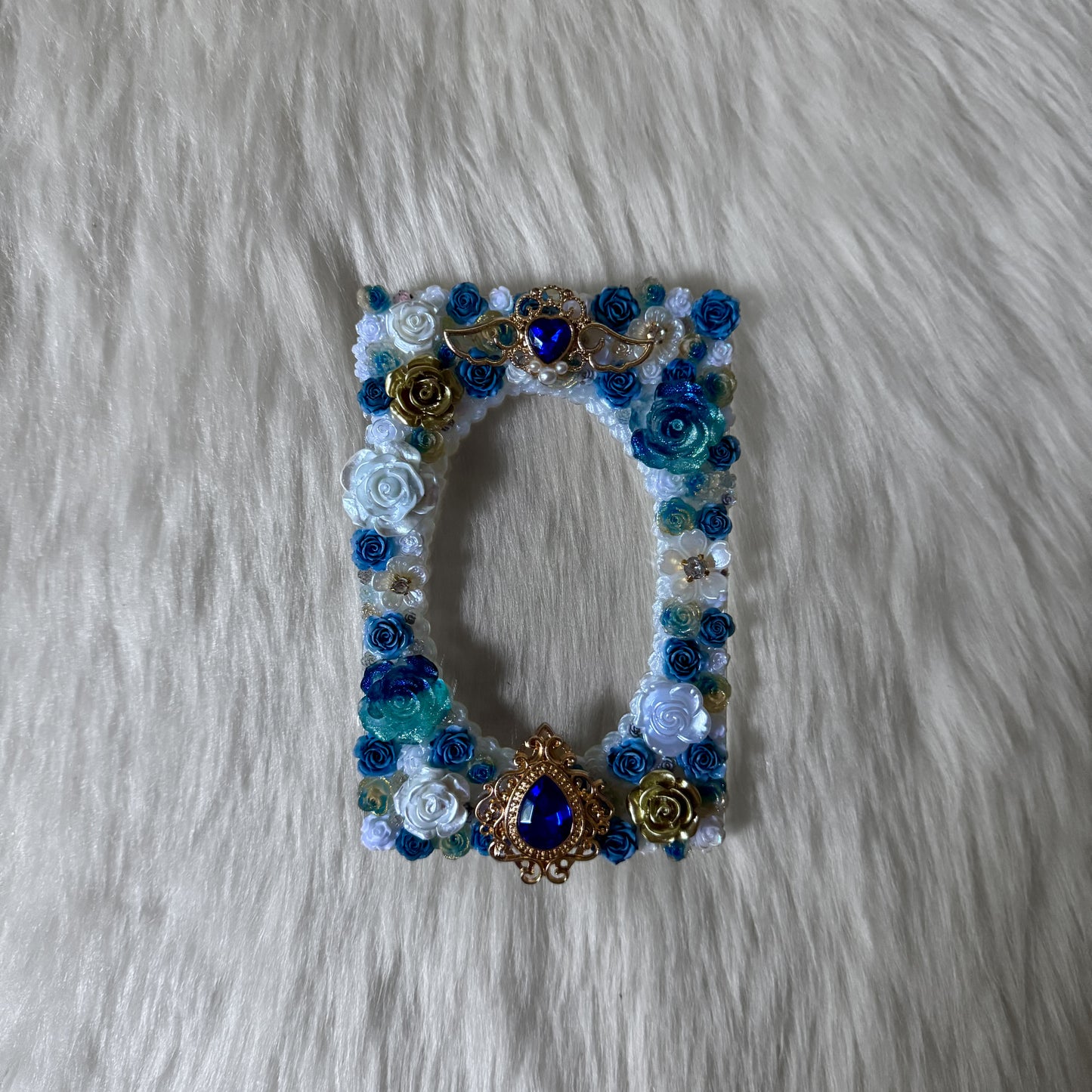 Blue and White Decoden Toploader