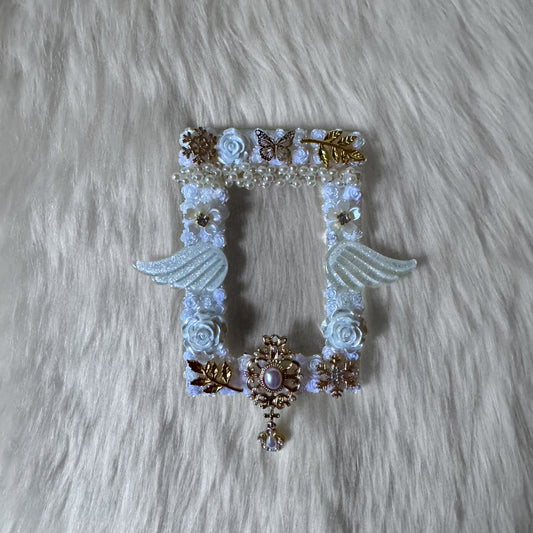 White and Golden with Wings Decoden Toploader