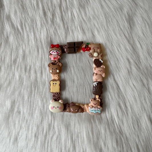 Brown with Food Decoden Toploader