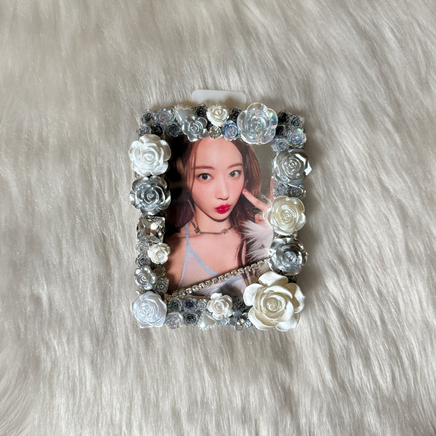 Silver and White Decoden Toploader