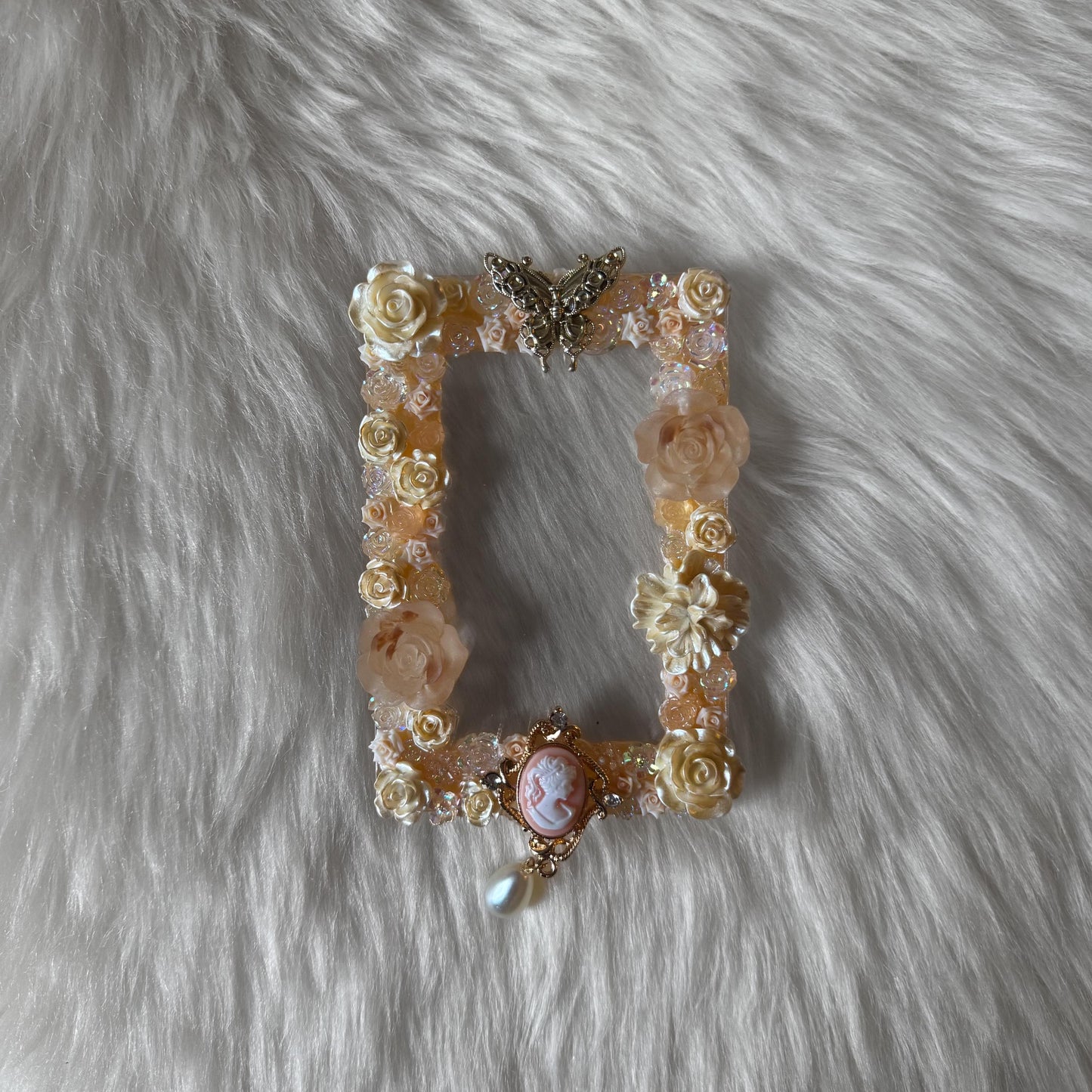 Beige with Camafeo Decoden Toploader