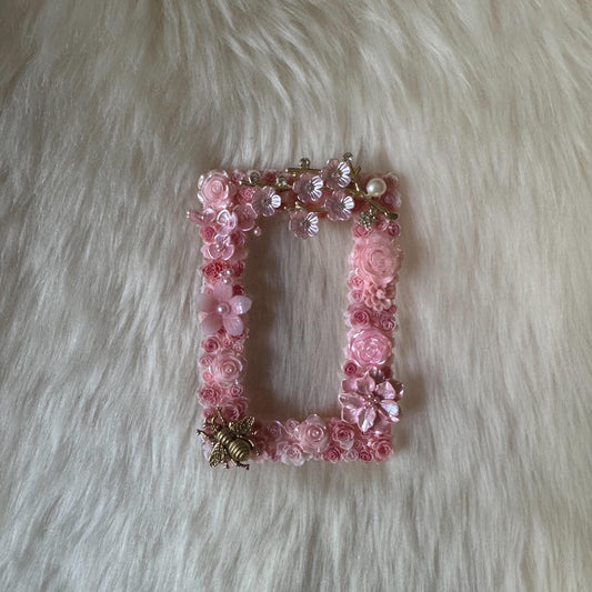 Pink with Bee Decoden Toploader